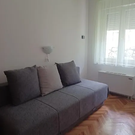Lucija Apartment *