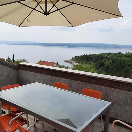 Lucija Apartment *