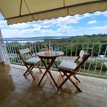 Lucija Apartment *