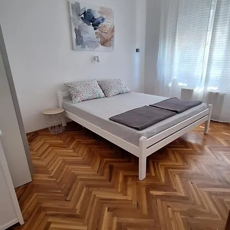 Lucija Apartment